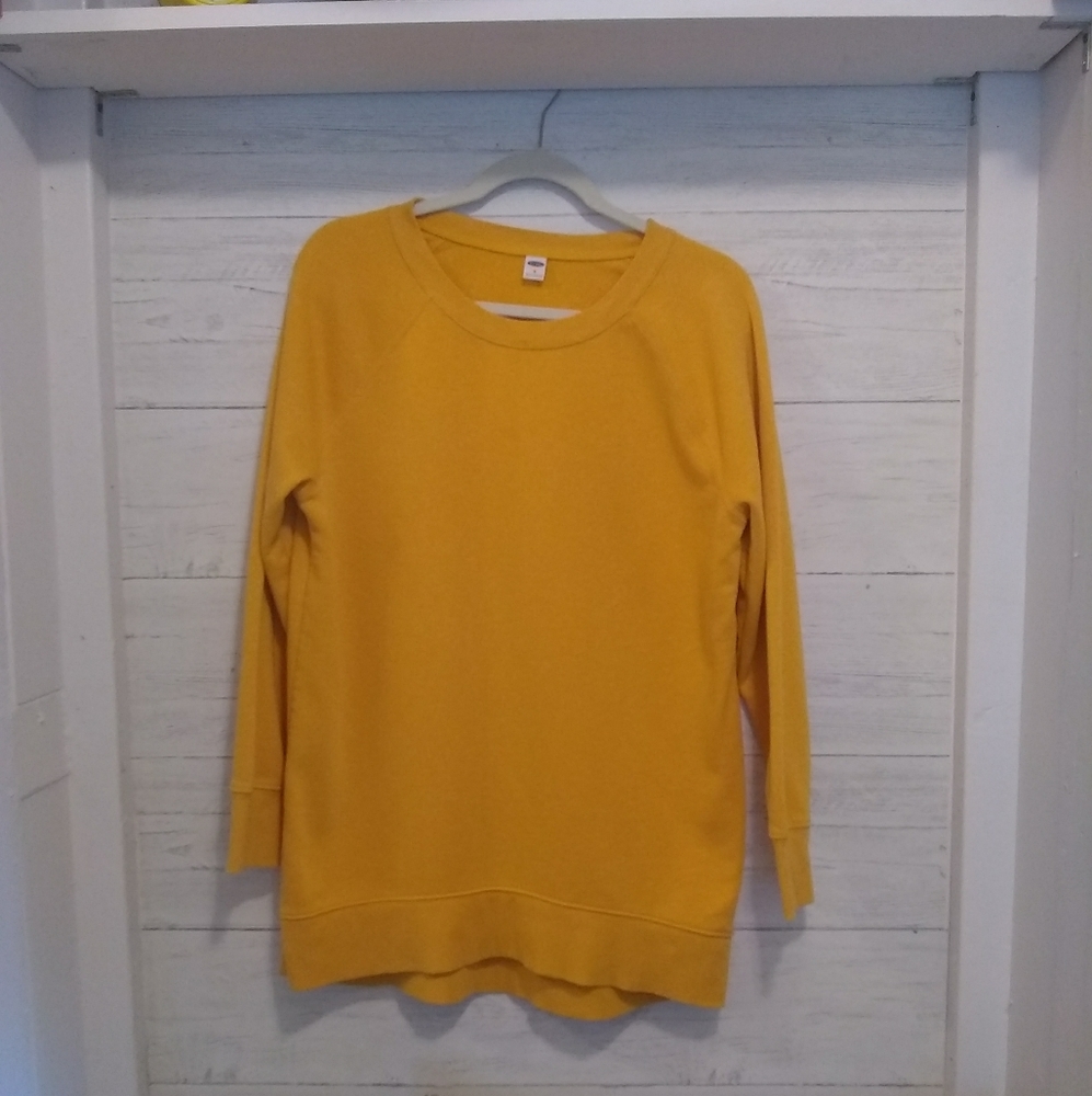 Old Navy sweatshirt